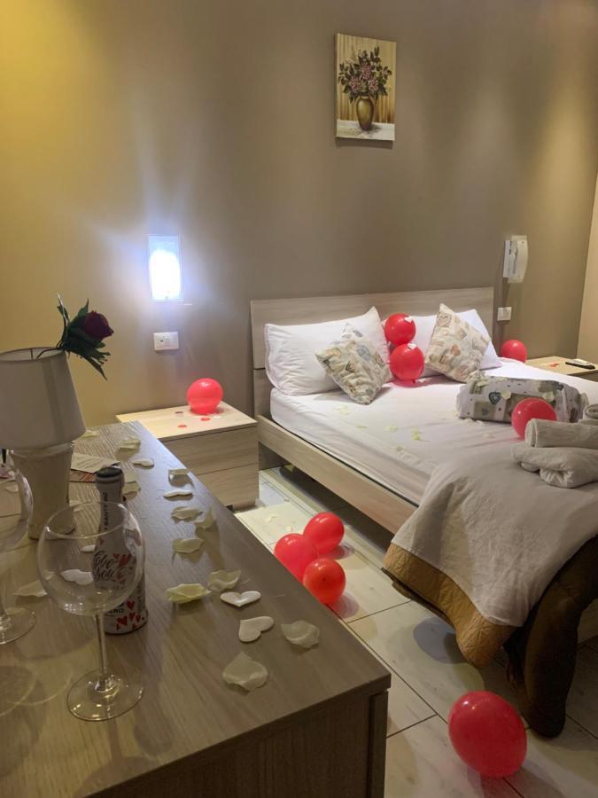 Primo Hotel 卡塔尼亚 外观 照片