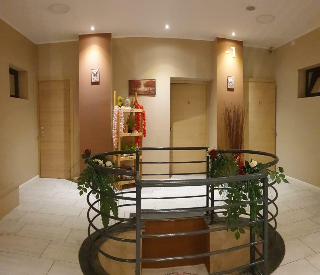 Primo Hotel 卡塔尼亚 外观 照片