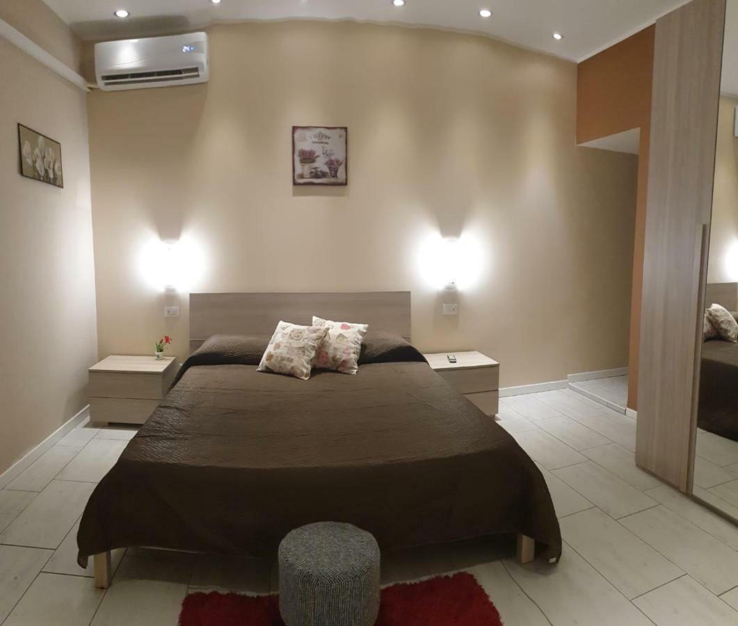 Primo Hotel 卡塔尼亚 外观 照片