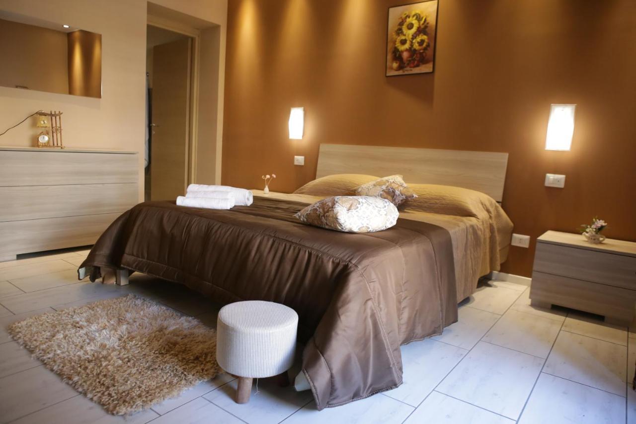 Primo Hotel 卡塔尼亚 外观 照片